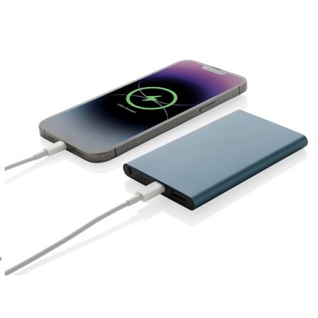 Laden mit der 4.000mAh Type-C Powerbank aus RCS recyceltem ABS & Aluminium