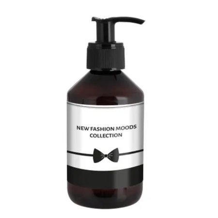 Handlotion in einer Apotheke-Flasche mit Logo