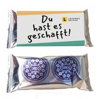 Oreo im Werbeschuber mit Logo