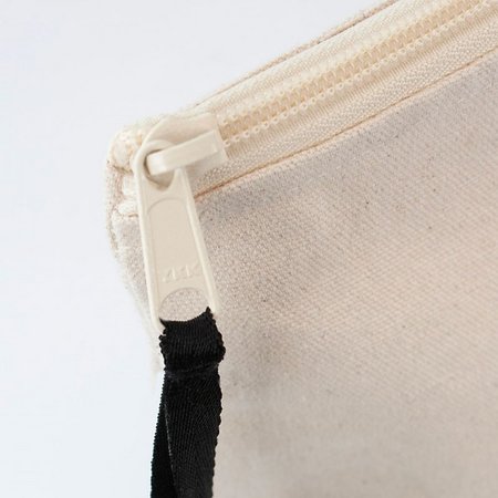 Teilansicht Reißverschlusstasche HEIDELBERG 37 x 27 x 6 cm Canvas- mit Kontrastboden und Trageschlaufe mit Logo