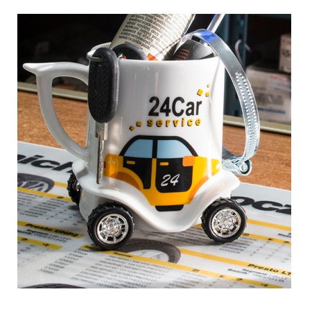 Porzellanbecher auf Rädern Speedy, Kaffee und Werbung auf Rädern genießen