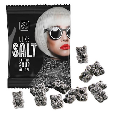 Salzige Lakritz-Bärchen im Werbetütchen mit Logo